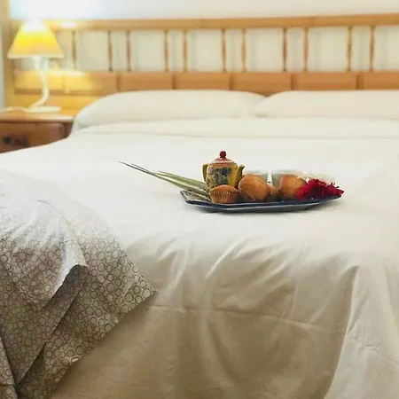 Daire Ferienwohnung Fur 4 Personen Ca 110 Qm In Cristianos, Teneriffa Westkuste Von Teneriffa Los Cristianos (Tenerife)